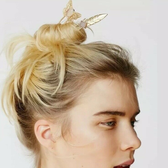 FREE PEOPLE New Silver Toned Arrow Bobby Pins Set of 4 Anthropologie NEW!